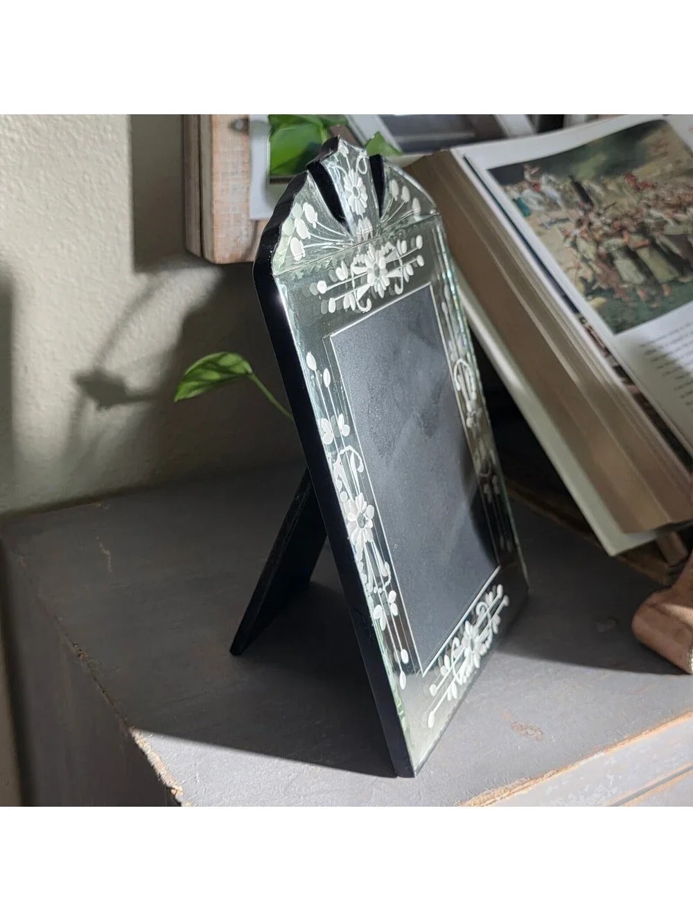 Venetian Style Mirrored Glass 4x6 Picture Frame Etched Floral Beveled Vintage